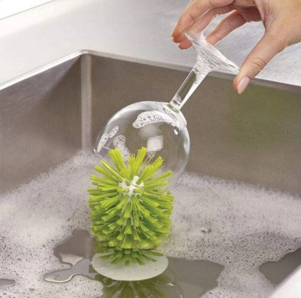 suction cup cleaning brush